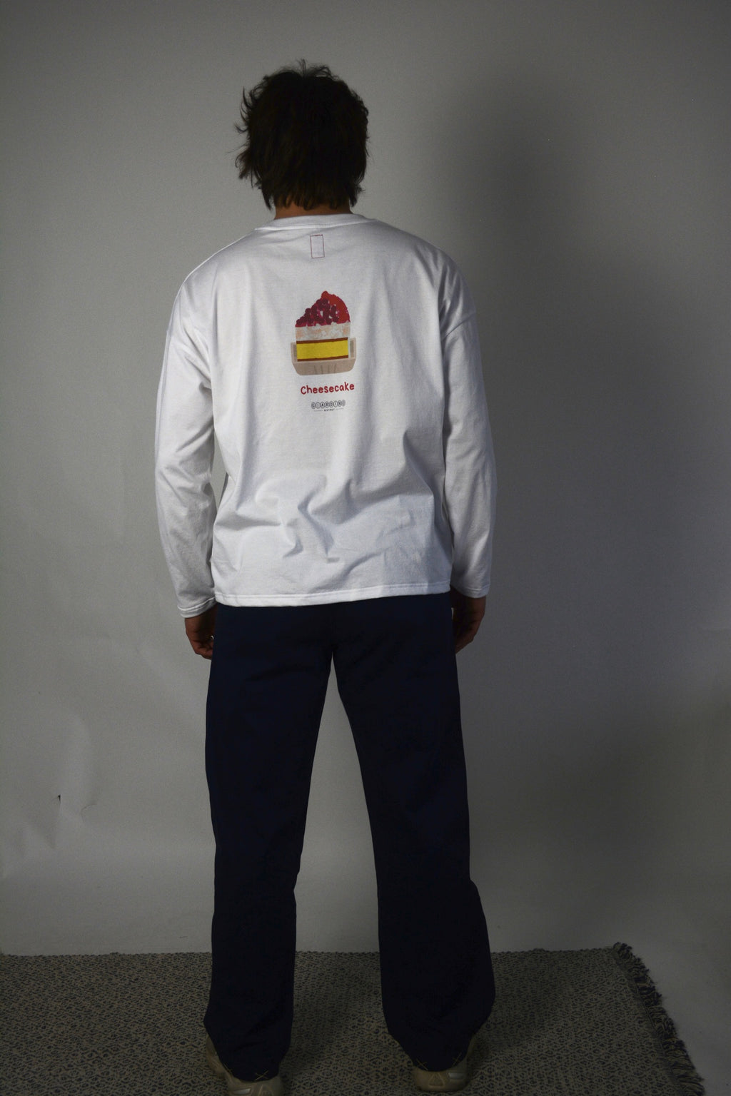 Long sleeve cheesecake