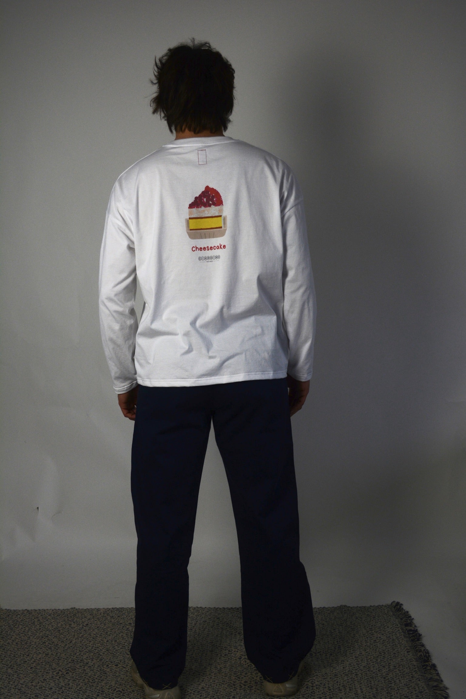 Long sleeve cheesecake